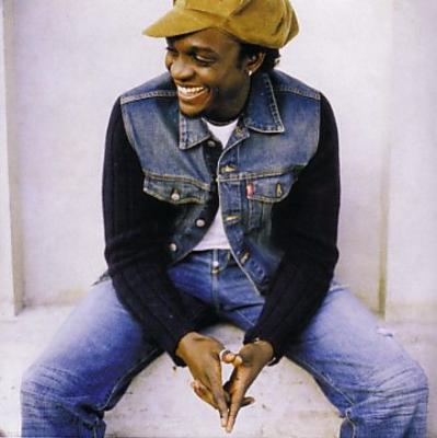 corneille,un bon chanteur,j'aime ecoutr sa muiz